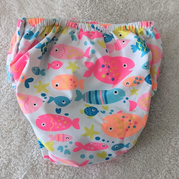 Sea Me Swim Swim Diaper. Colorful Fish Print. Size 6-12M - Picture 2 of 5